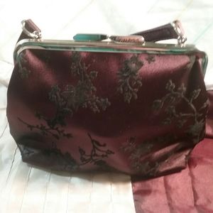 Guess Bags - Elegant guess evening bag Guess Bags - Elegant guess evening bag